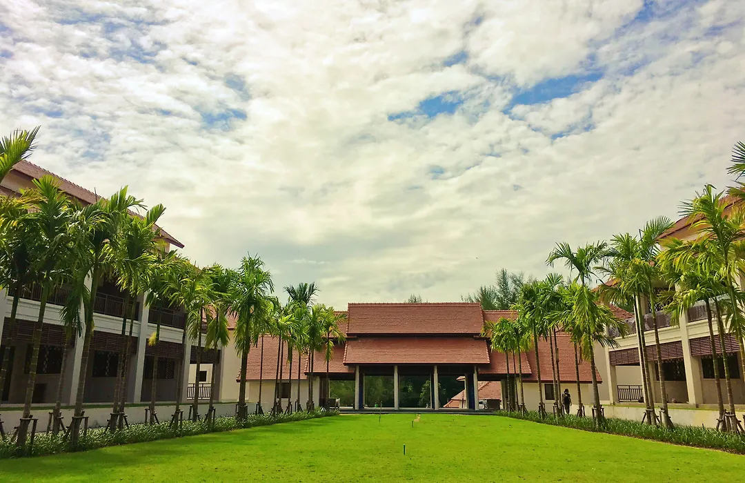 Le Menara-Khaolak-1