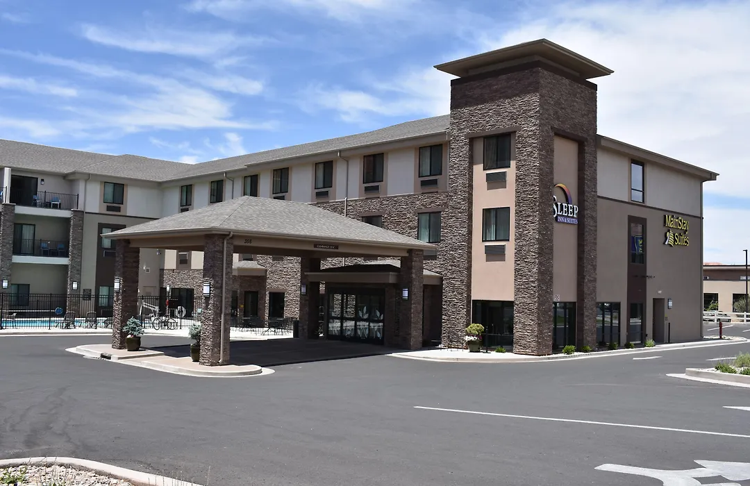 Mainstay Suites Moab Near Arches National Park-1