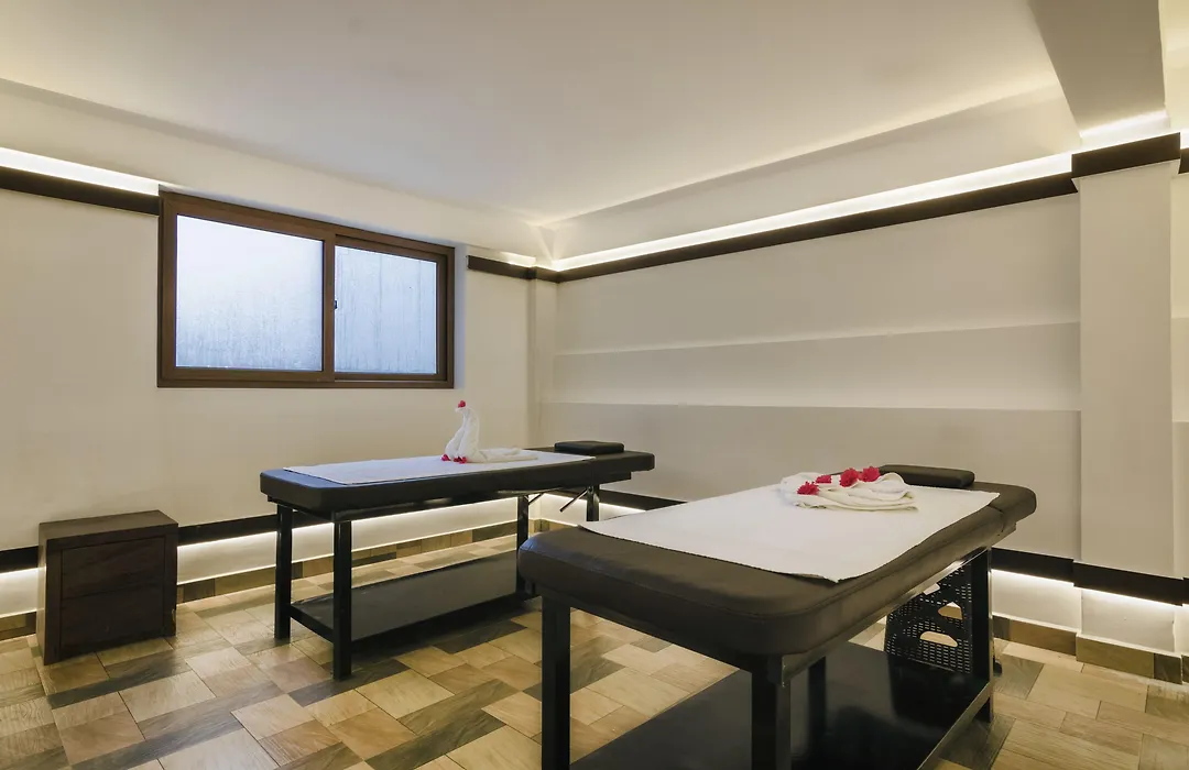 Elixir Hills Suites Resort And Spa-1