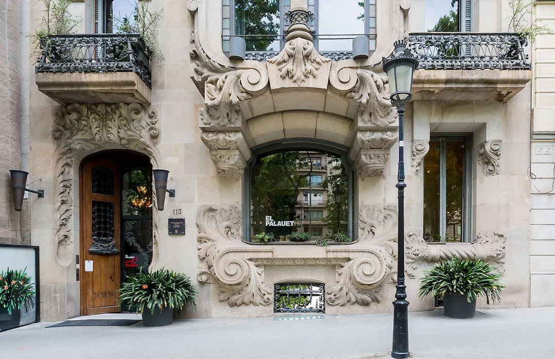 El Palauet Modernist Suites Barcelona-1