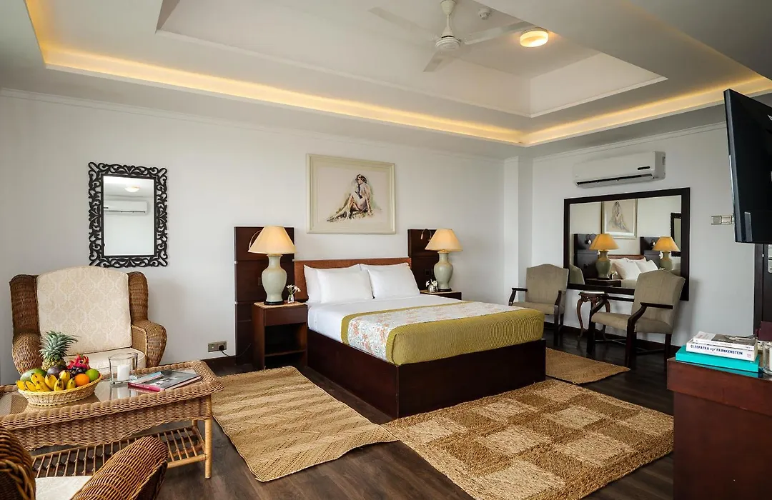 Fox Kandy By Fox Resorts - Luxury In The Mist-1