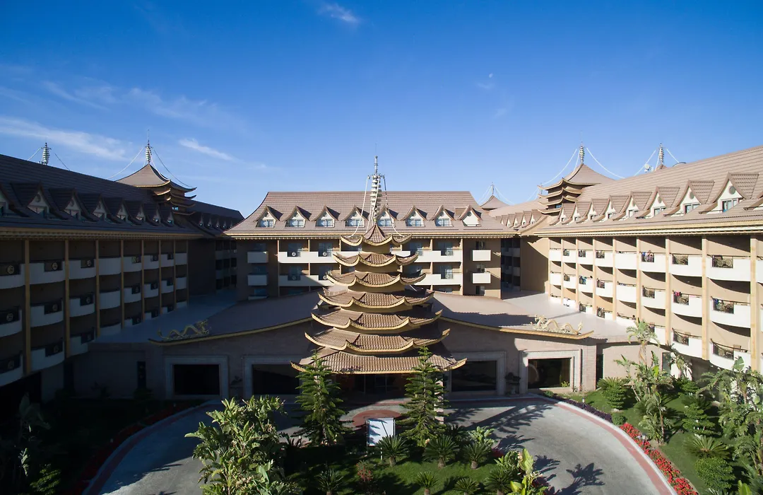 Royal Dragon Hotel-1