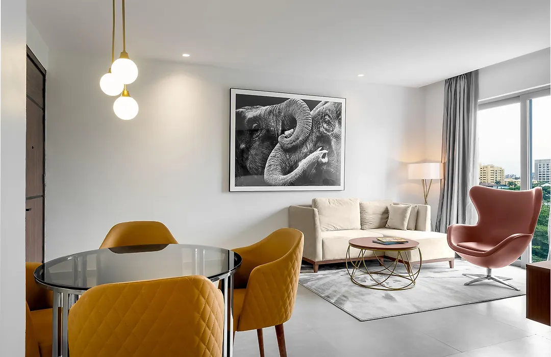 The Art Hotel-1
