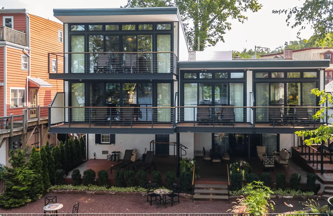 Carriage House New Hope-1