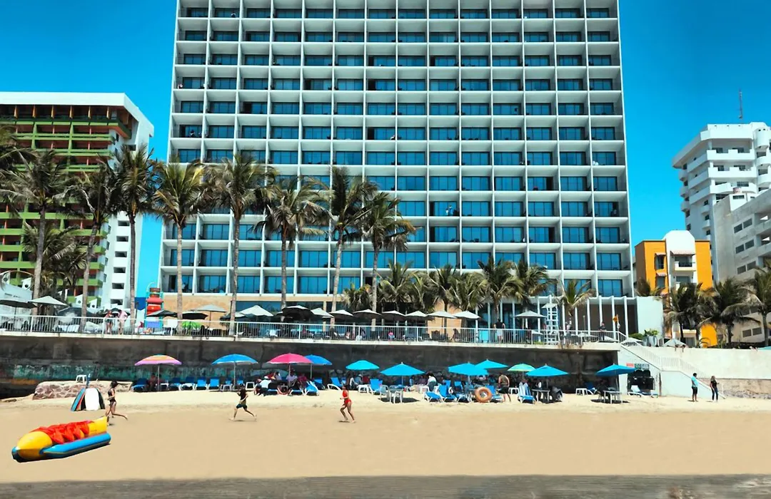 Viaggio Resort Mazatlan-1