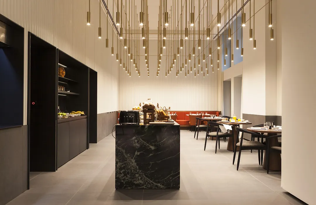 Kozmo Hotel Suites & Spa - Small Luxury Hotels Of The World-1