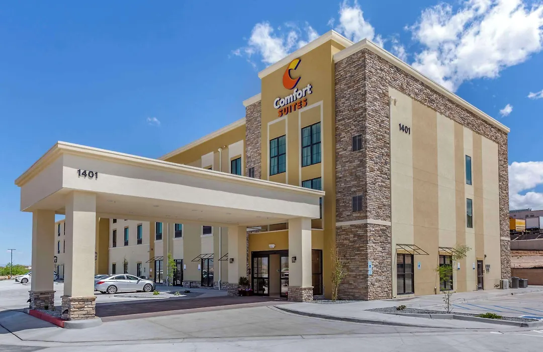 Comfort Suites Albuquerque Airport-1