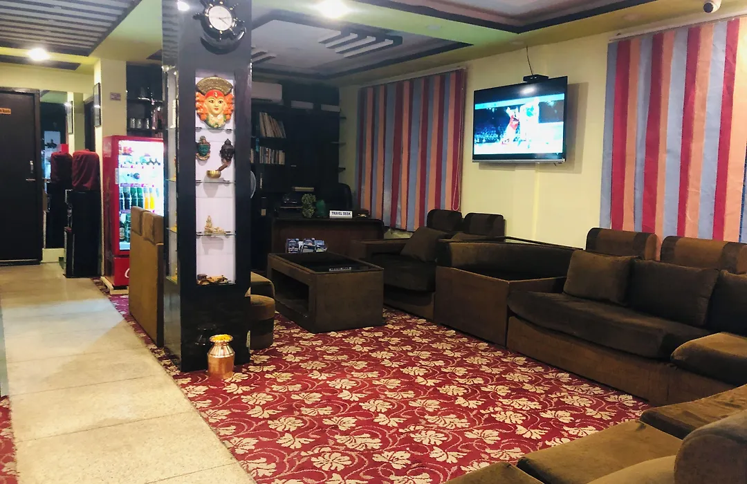 Yeti Cozy Hotel-1
