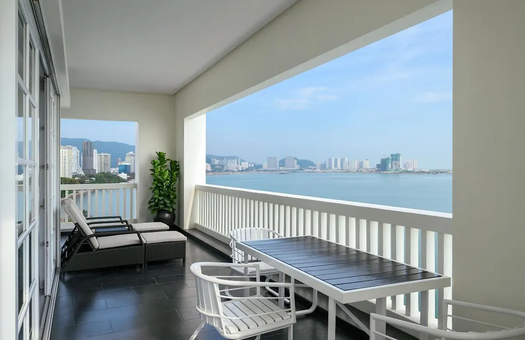 Eastern & Oriental Hotel-1