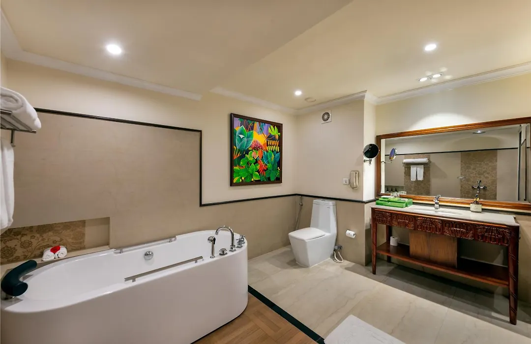 Mayfair Lagoon-1