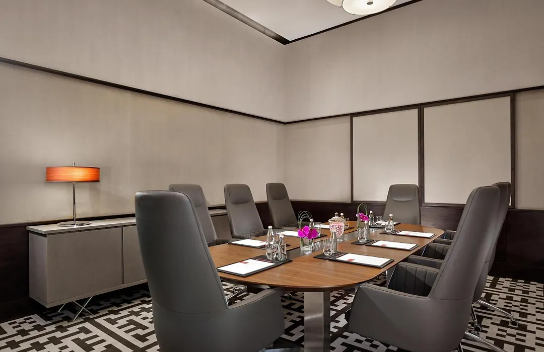 Grand Hyatt Abu Dhabi Hotel & Residences Emirates Pearl-1