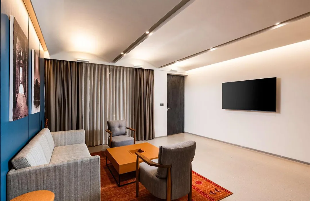 Radisson Resort And Spa Lonavala-1