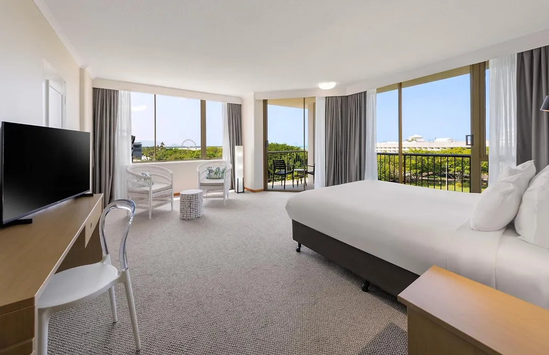 Pacific Hotel Cairns-1
