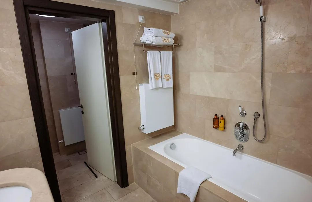 Epoque Hotel - Relais & Chateaux-1