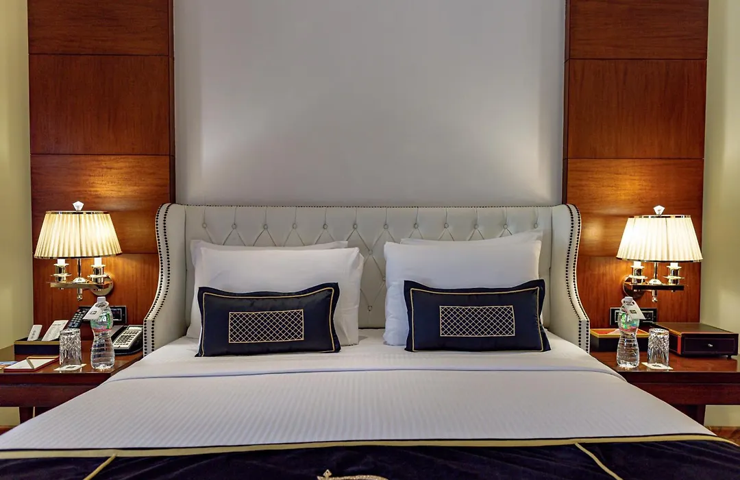 Della Resorts-1