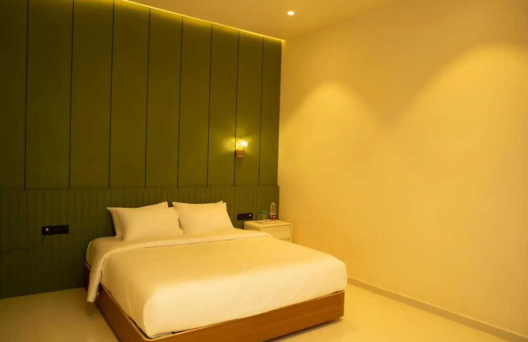 Hotel Harriet, 50M Away From Temple Rameshwaram-1