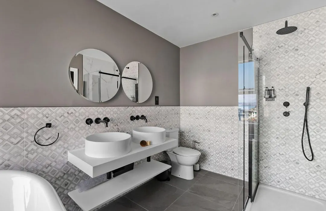 Leader Suite - Sea View - Free Wi-Fi-1