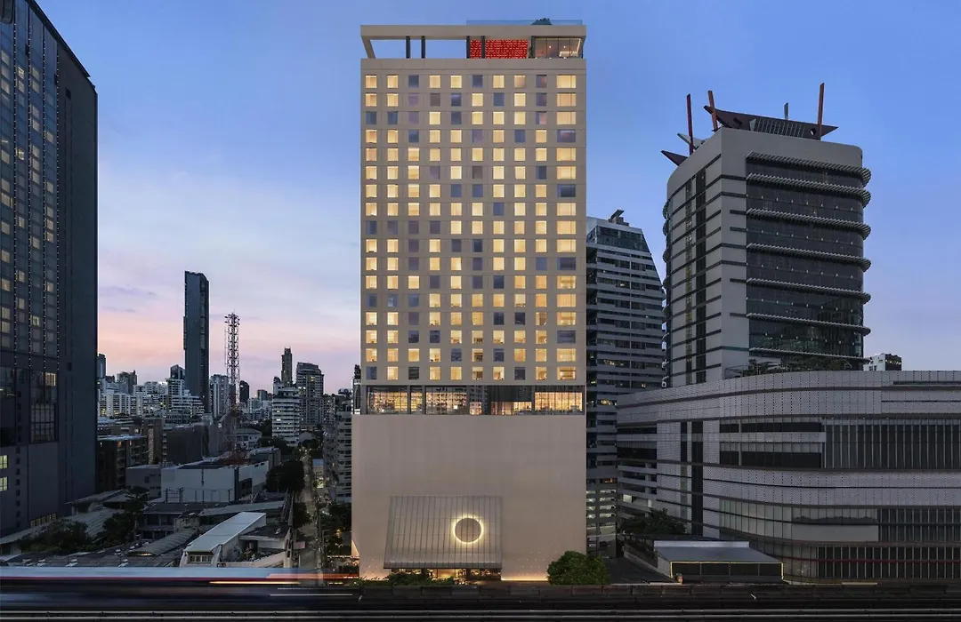 Kromo Bangkok, Curio Collection By Hilton-1