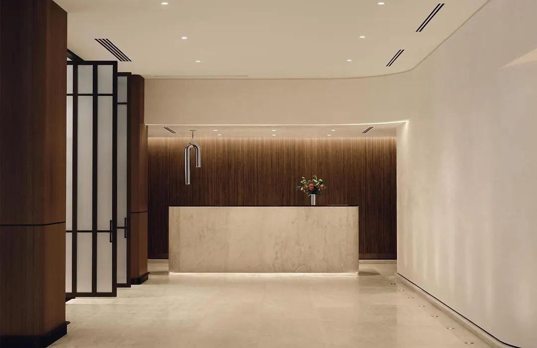 Vogue Hotel Montreal Downtown, Curio Collection By Hilton-1