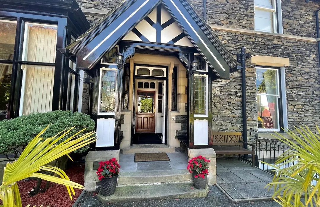 Beaumont Windermere - Adults-Only Boutique Guest House- Free Parking & Wellness Access-1
