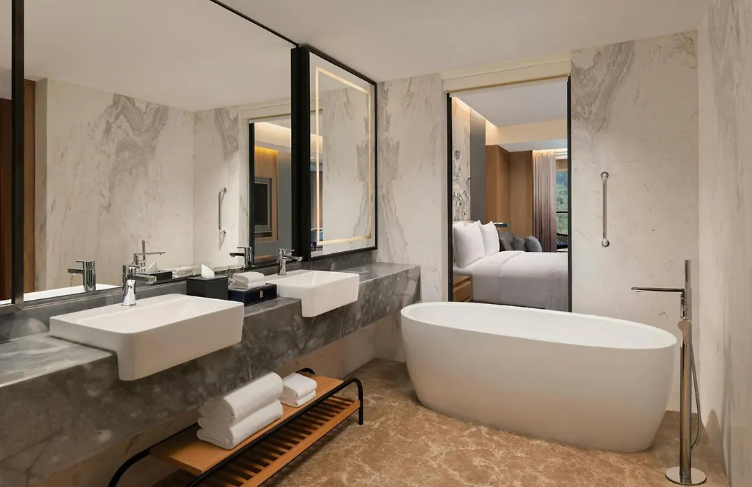 Le Meridien Dehradun Resort & Spa-1