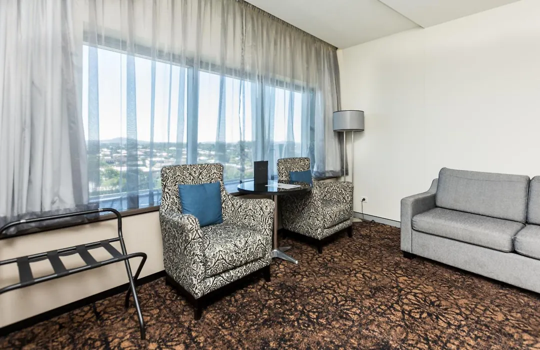 Calamvale Hotel Suites And Conference Centre-1
