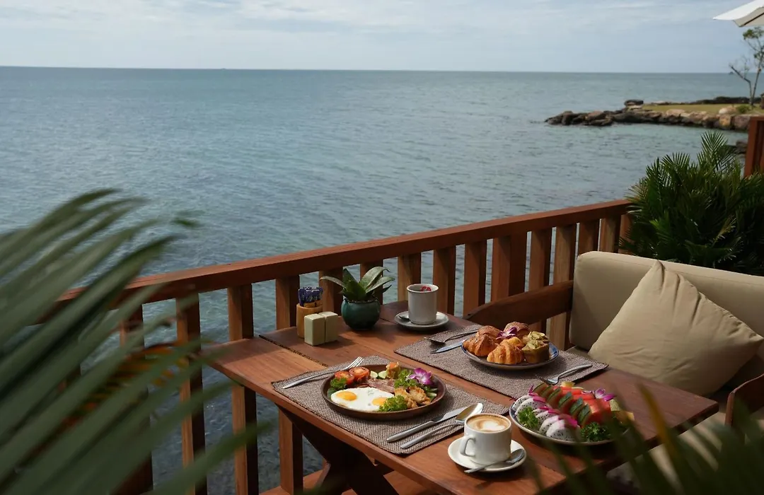 Green Bay Phu Quoc Resort & Spa-1