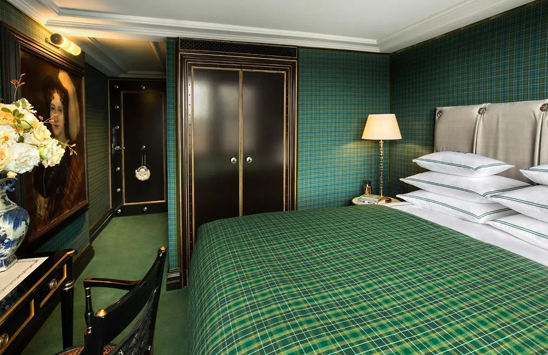100 Princes Street-1