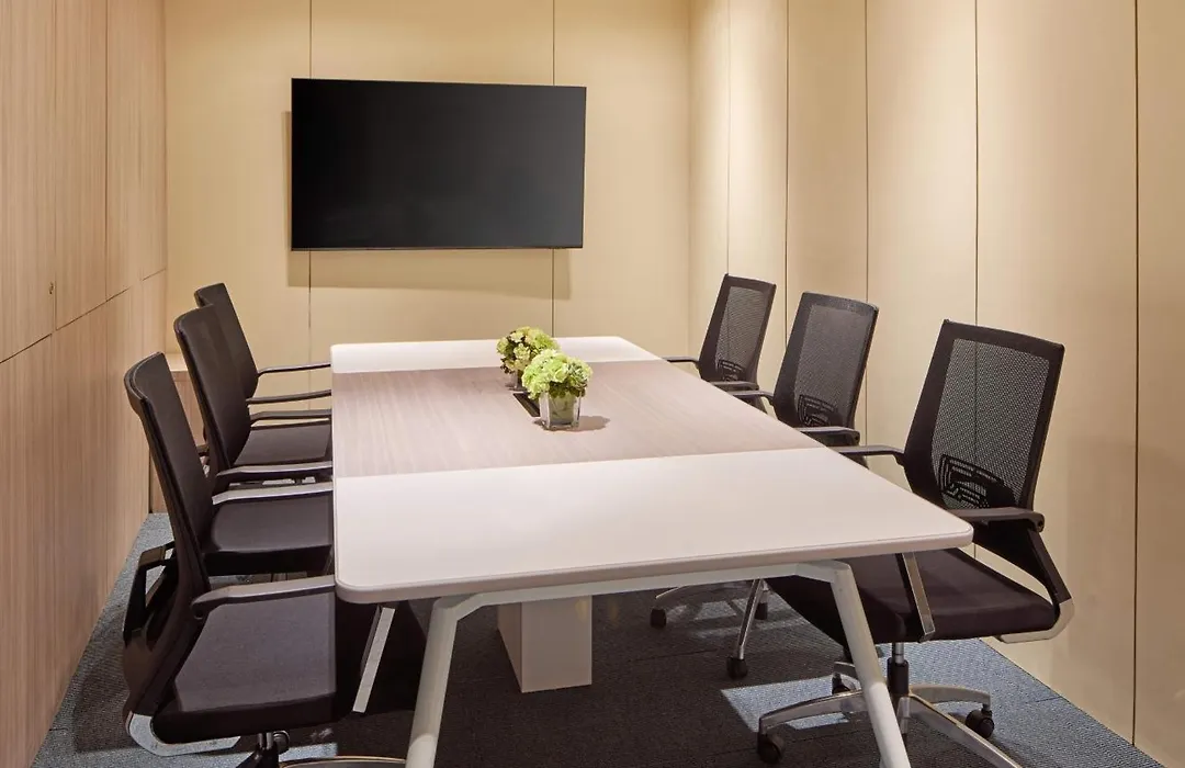 Holiday Inn & Suites Makati By Ihg-1