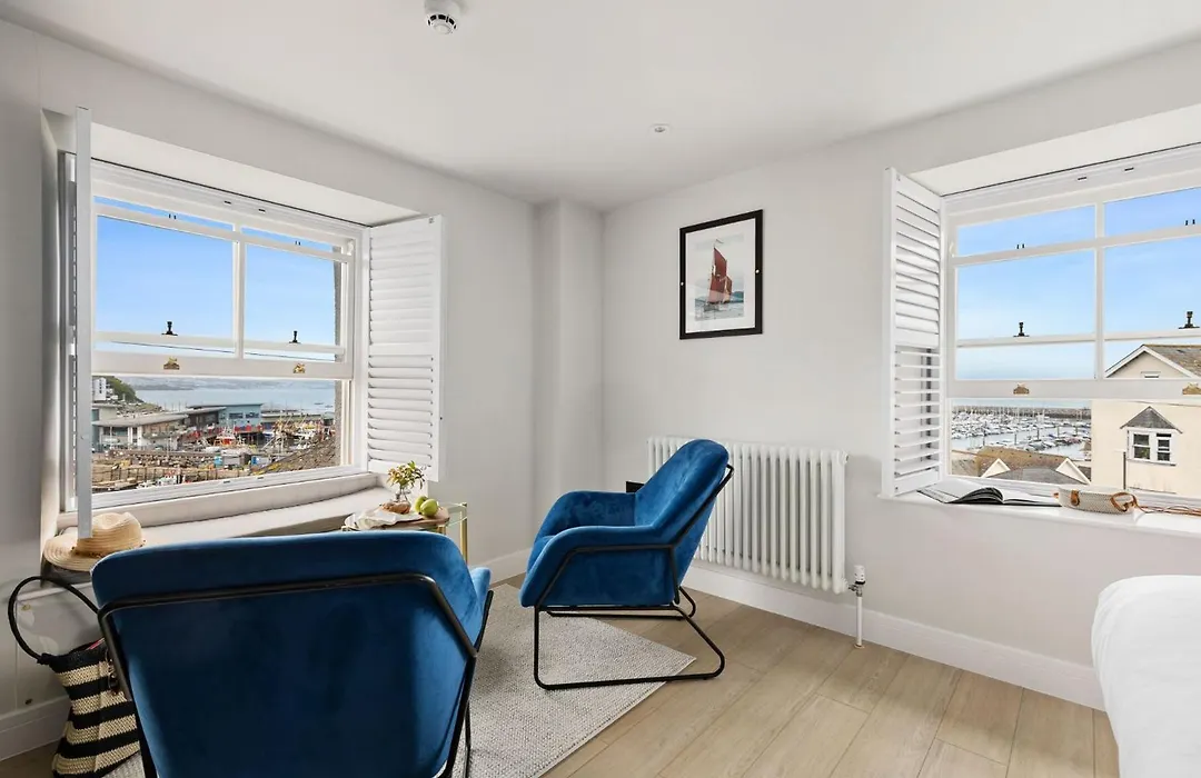 Pilgrim Suite - Sea View - Free Wi-Fi-1