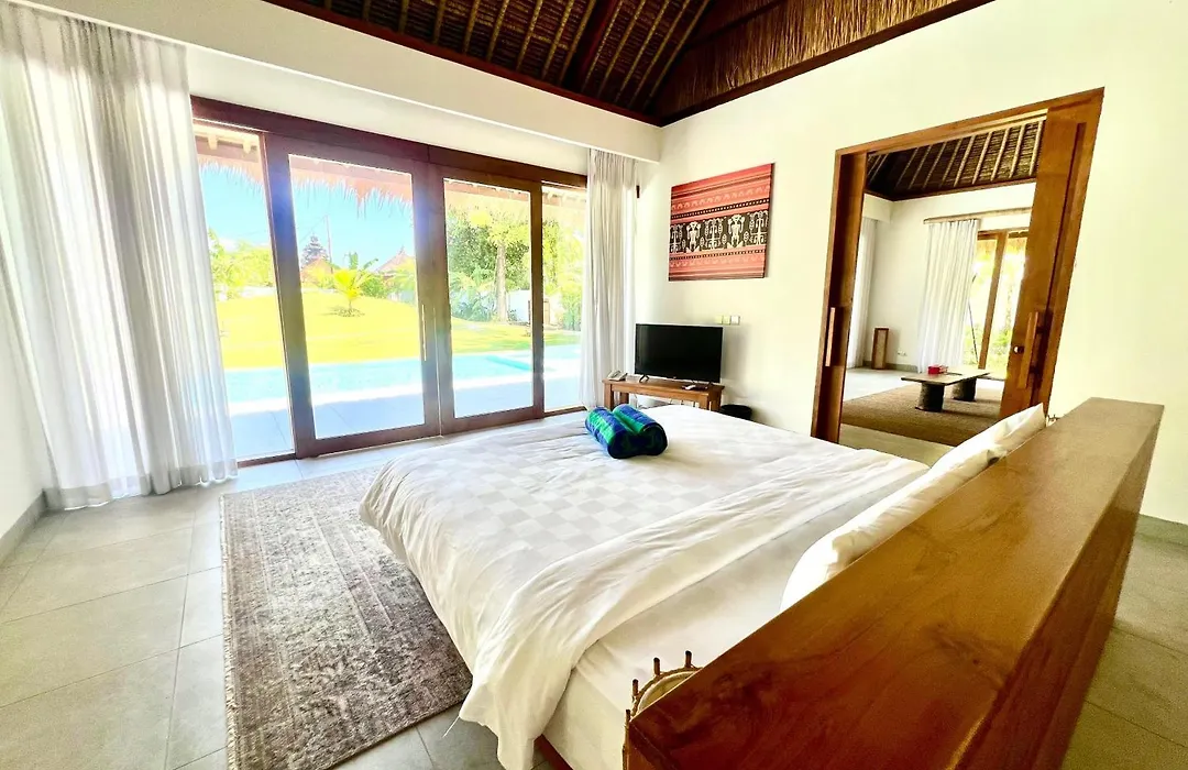 Peninsula Bay Resort-1