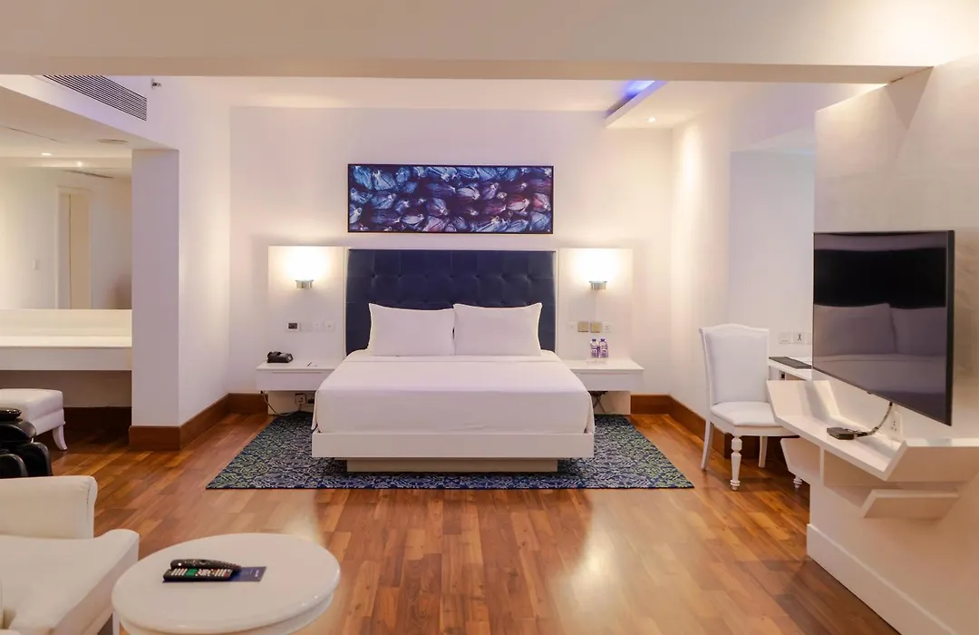 Radisson Blu Kochi-1