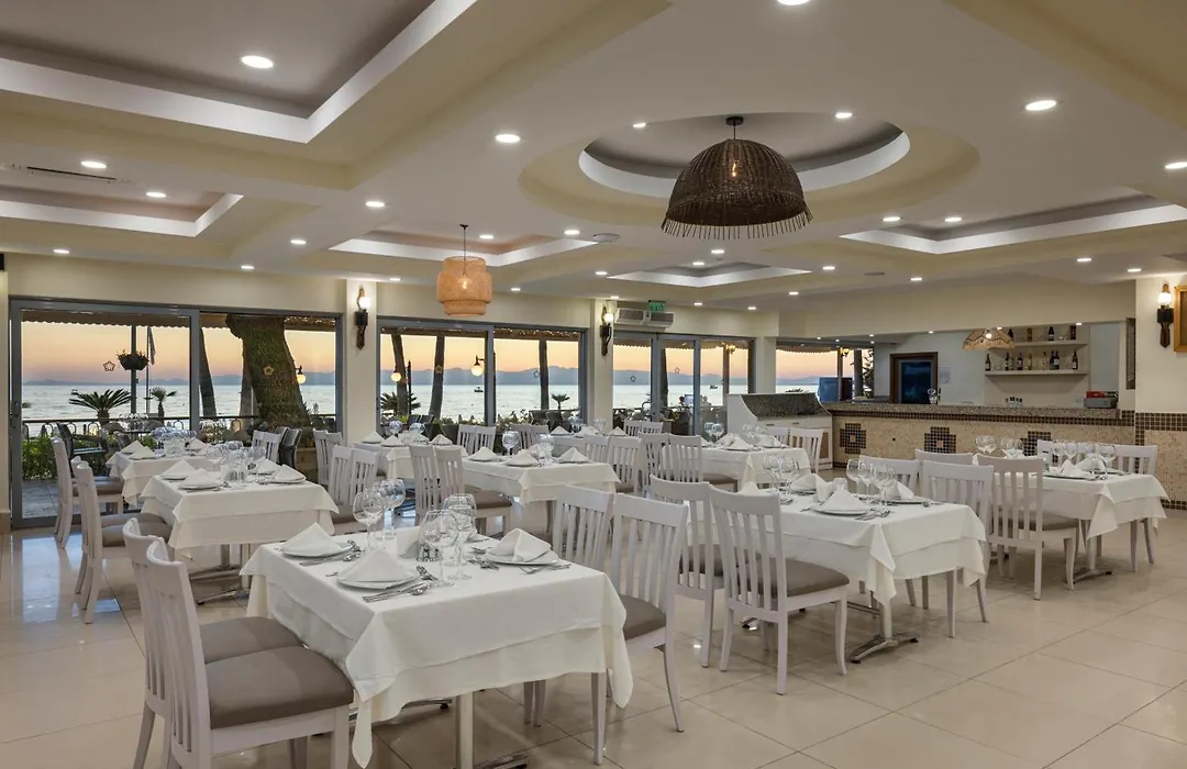 Side Star Beach Hotel-1