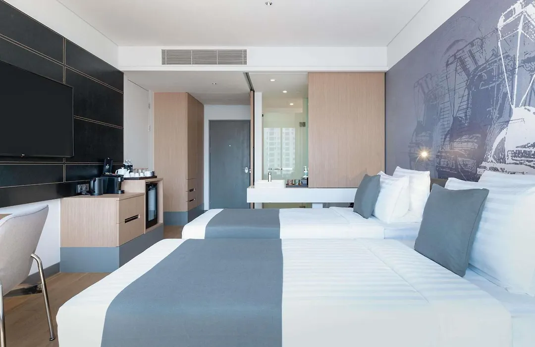 Novotel Phnom Penh Bkk 1-1