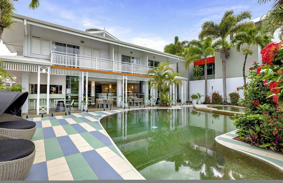 Mercure Cairns-1