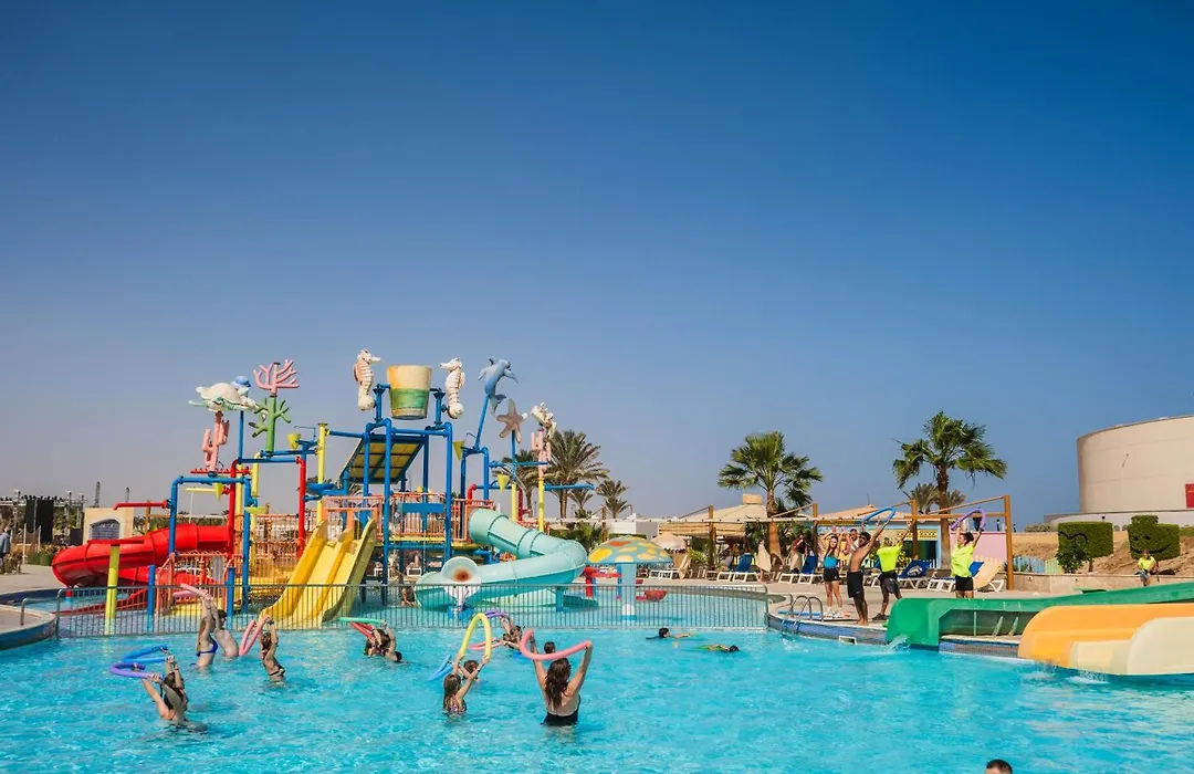 Malikia Resort Abu Dabbab-1