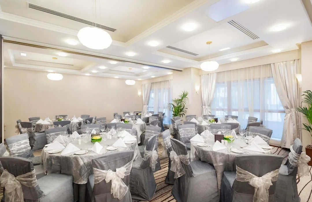 Grand Mercure Majlis Residences Abu Dhabi-1