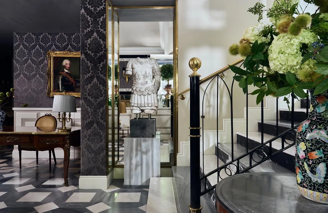 Relais & Chateaux Heritage Hotel-1