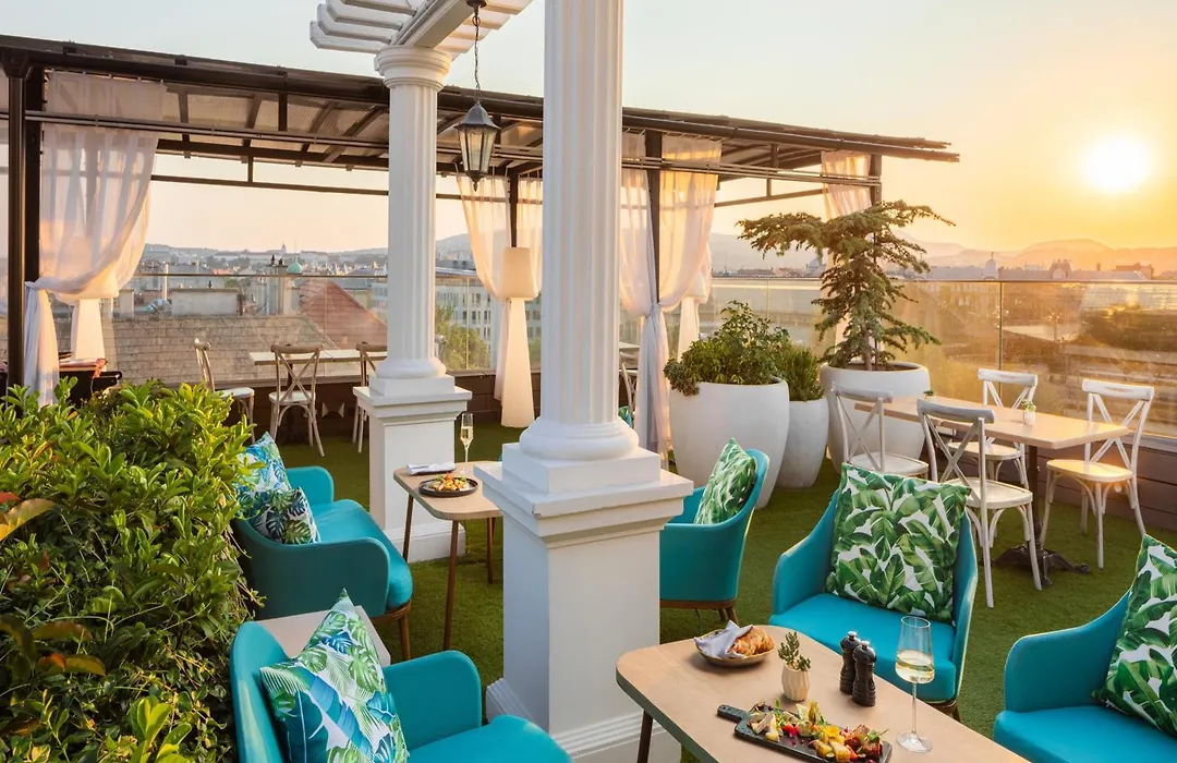 Mystery Hotel Budapest, Preferred Hotels & Resorts-1