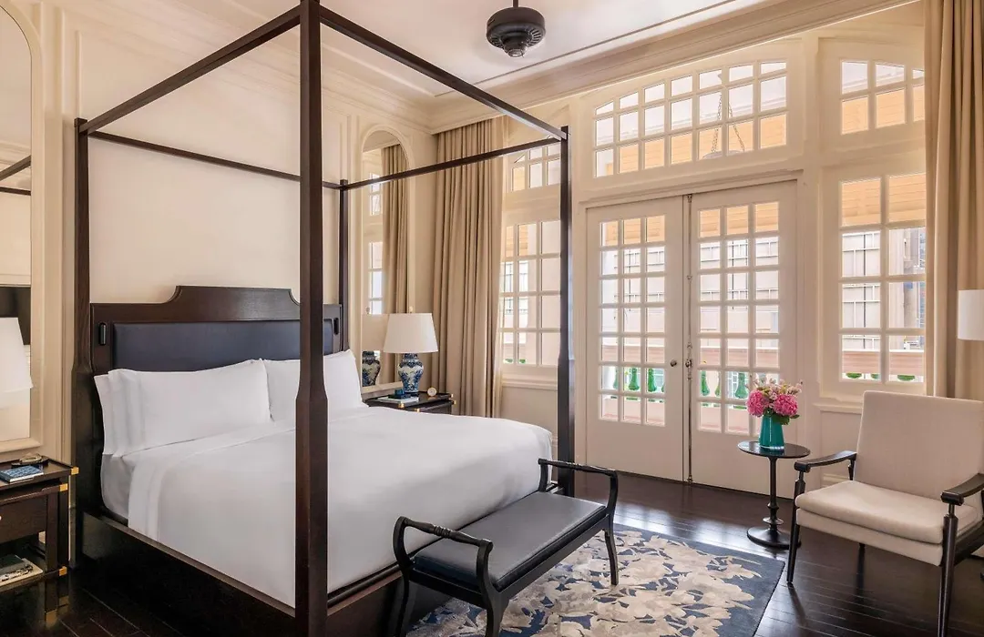Raffles Singapore-1