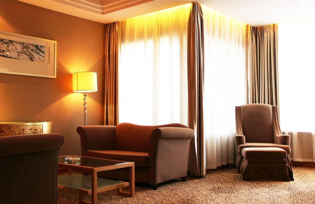 Glarun Jinling Hotel-1