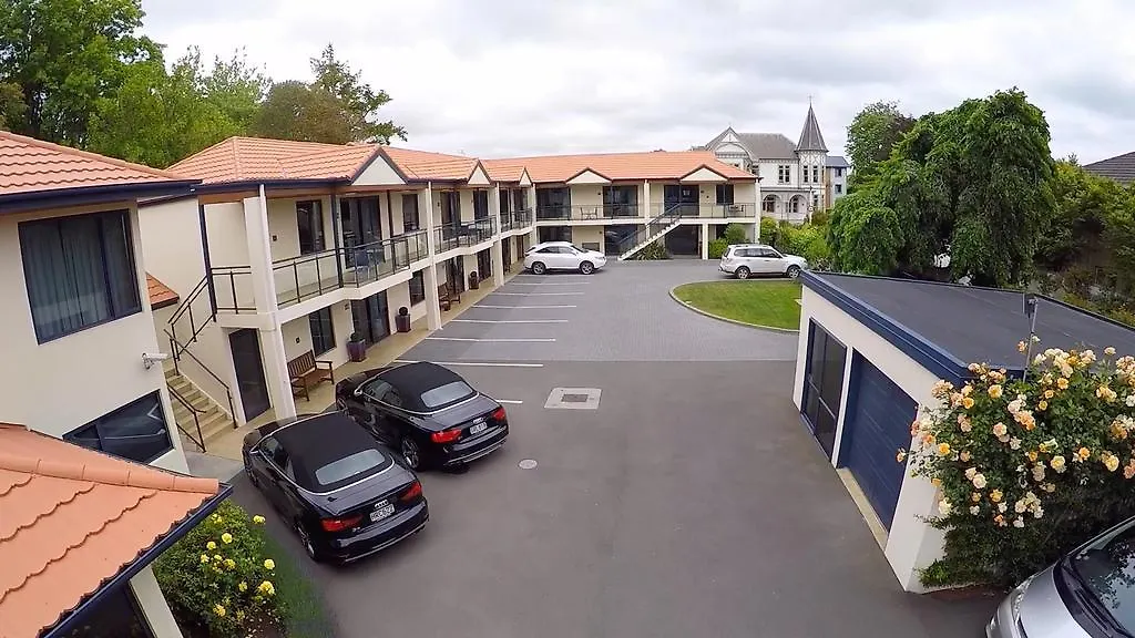 Randolph Motel Apartments-1