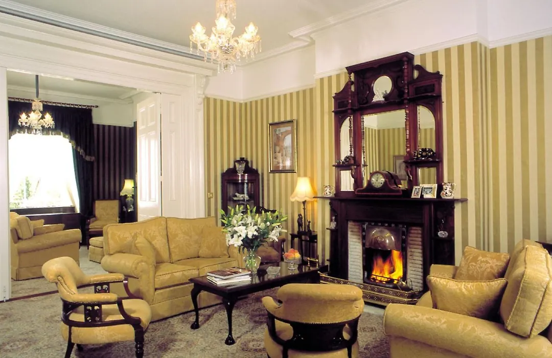 Ivyleigh House-1
