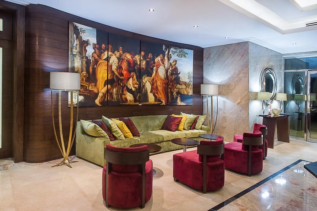The George Hotel-1
