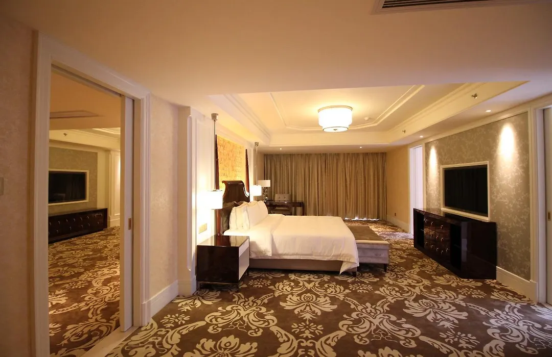 Lake Piedmont International Hotel-1