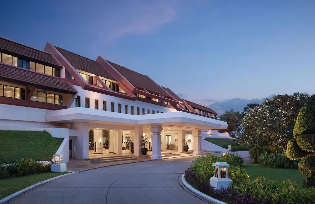 Le Meridien Angkor-1
