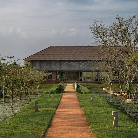 Water Garden Sigiriya - 30 Chic Designed Private Villas Overlooking Sigiriya-2