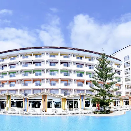 First Class Hotel-3