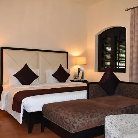 Ramada Plaza By Wyndham Karachi Airport Hotel-2