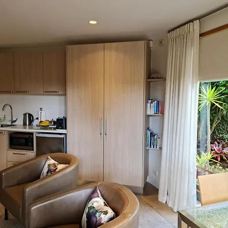 Parnell Garden Suite-2